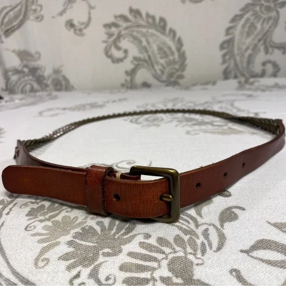 Fossil Hip Belt‎ Bohemian/Western
Leather Metal Linked Studded Chain - Picture 5 of 10